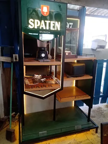 Expositor para bebidas cervejas comércio geral