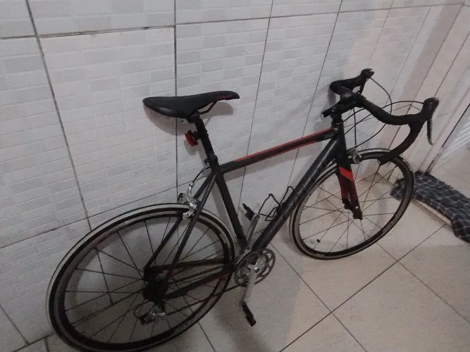Caloi Strada Racing