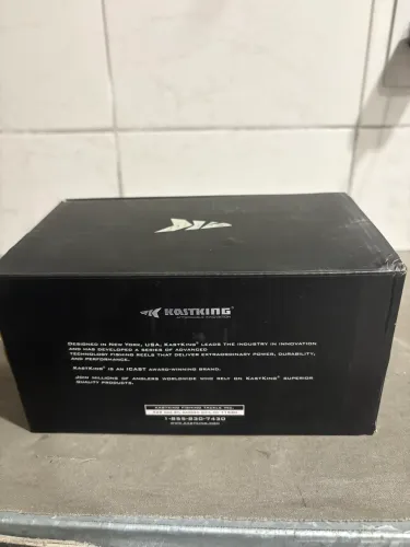 Carretilha Perfil Alto KastKing Rekon com Contador de Linha - Nova na Caixa!