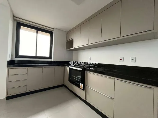 Apartamento Para Alugar Edifício Varandas Com 1 Suíte + 2 Quartos Por R$3800,00 - Rua Pio