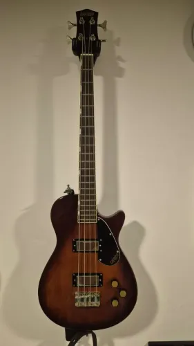 Baixo Gretsch Streamliner Jet Club Bass