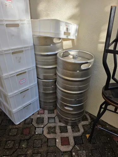 3 Barris de Chopp Brahma 50l e 1 Barril Brahma 30L