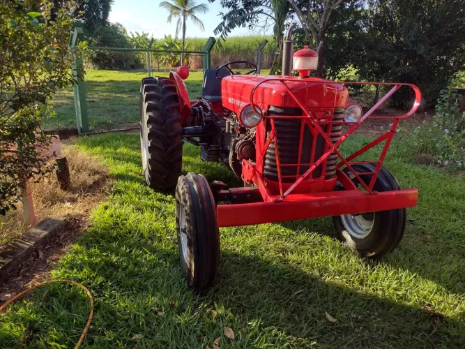 Trator MF 50X impecável 