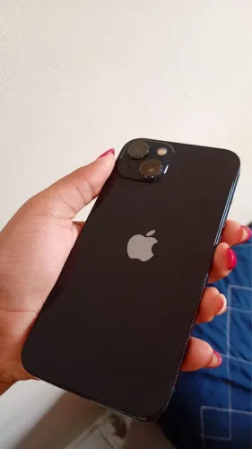VENDE SE IPHONE 13 SEMI NOVO.