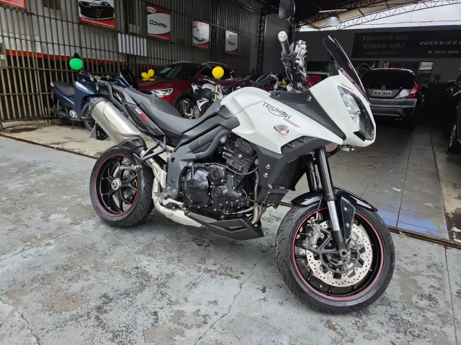 Triumph Tiger Sport 1050cc 2015