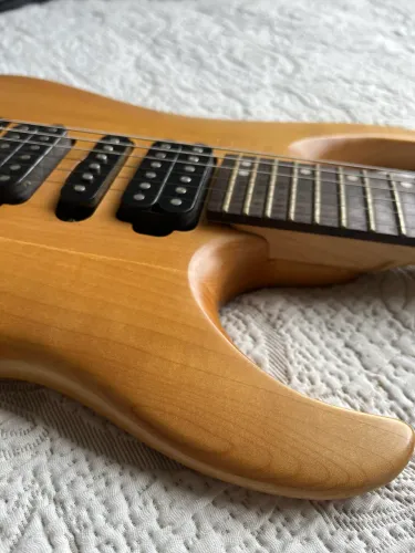 Guitarra Cort serie Viva Gold 2