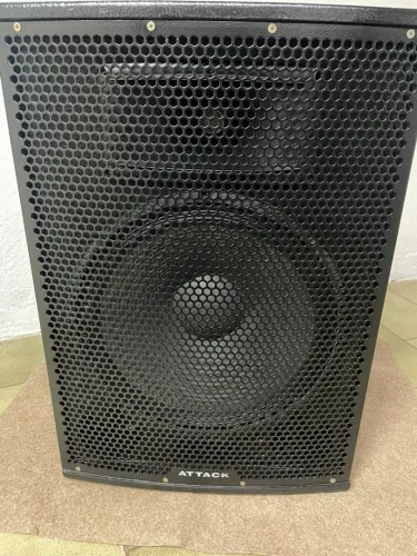 Caixa ativa ATTACK 1550A 500 RMS