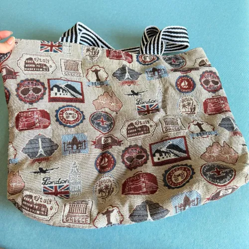 Bolsa de tecido ideal para praia ou viagem