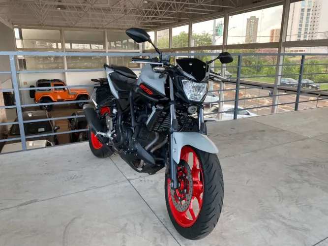 MT-03