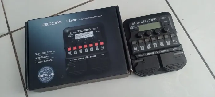 Pedaleira Zoom G1 Four