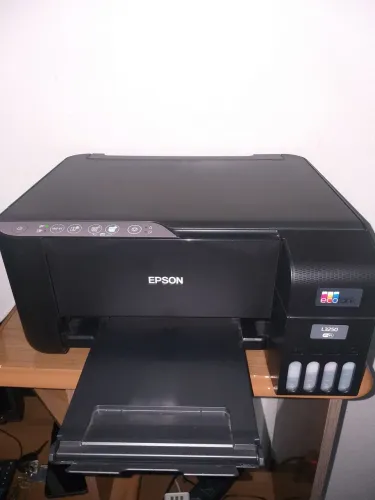 IMPRESSORA EPSON L3250 EcoTank Wi-Fi - Único dono, Pouquíssimo uso