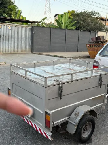 Carretinha Baú Para Moto - Homologada Detran - Ideal Para Entregas E Viagens