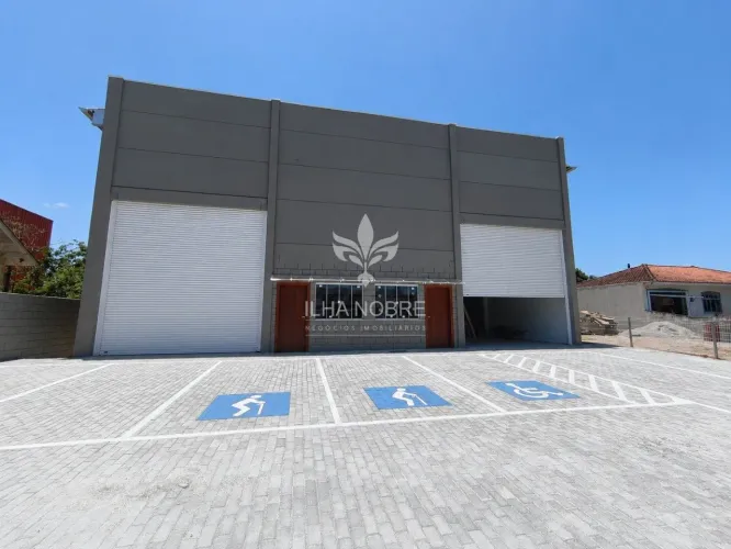 Galpão para alugar no Rio Caveiras Biguaçu com 574 m² Por R$ 19.900,00