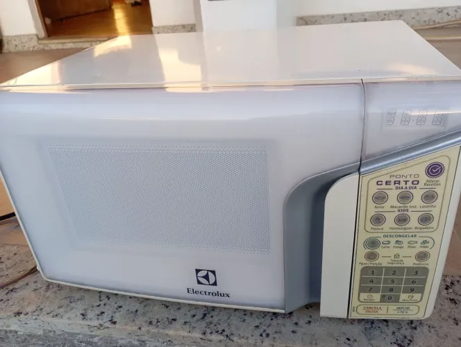 Microondas Electrolux 20 litros