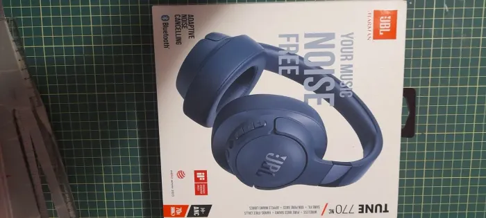 Fone de ouvido JBL TUNE 770 NC Azul