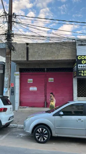 Aluga-se ponto comercial