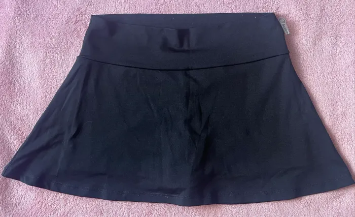 Shorts saia academia veste P , kit com 3 pçs 