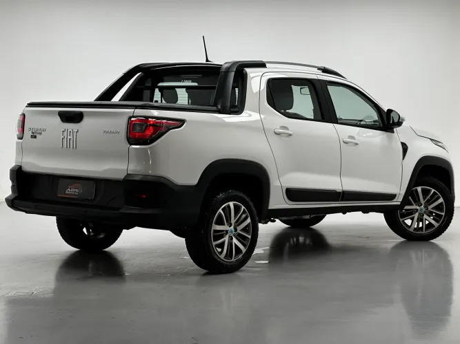 Fiat Strada Volcano 1.3 Flex 8V CD 2023
