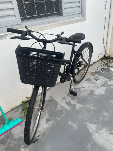     Bicicleta Aro 26 Urbana com Cesta - Ótimo Estado