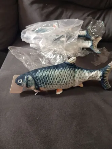 Kit três brinquedos para pet peixe se mexe