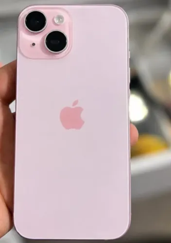 iPhone 15 Rosa 128 GB 6 meses de garantia