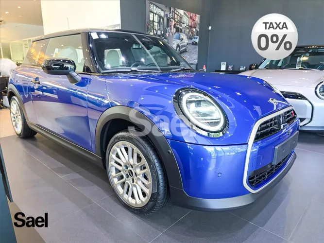 Mini Cooper 2.0 16V Twinpower Gasolina S 2P Steptronic 2026