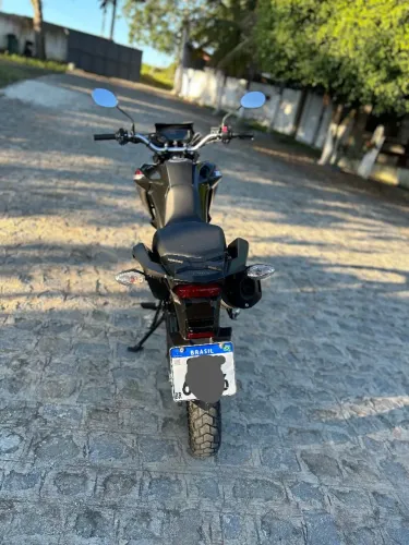 Broz 160 2025 moto bem conservada