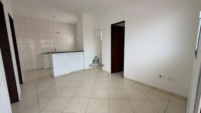 Imóvel para aluguel possui 43 metros quadrados com 2 quartos em Vila Mogilar - Mogi das Cr