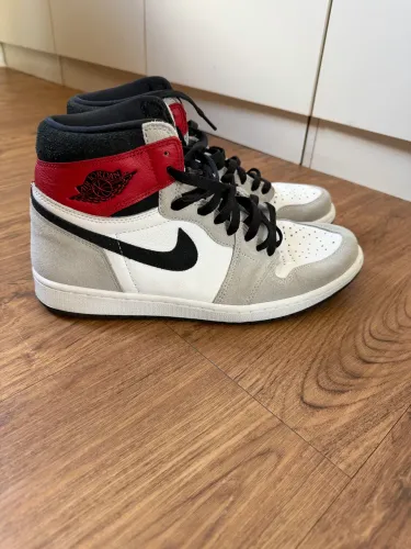 Air Jordan 1 High Light Smoke Grey ? nº 43