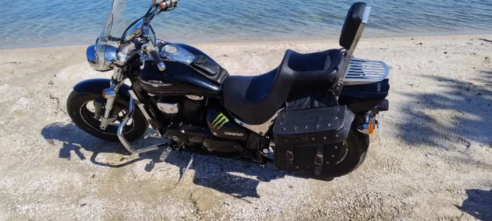 Suzuki Boulevard M800 Impecável com Baixa Quilometragem