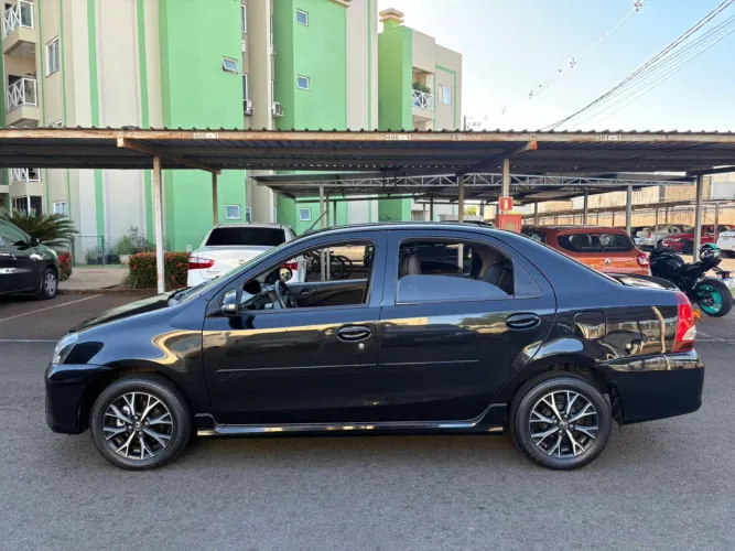 Toyota Etios Platinum Sed. 1.5 Flex 16V 4P Aut. 2019