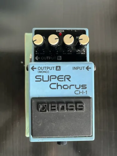 Pedal Boss CH-1 Super Chorus
