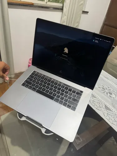 MacBook Pro 15? | i7 | 16GB RAM | SSD 1TB | Radeon Pro 560 4GB