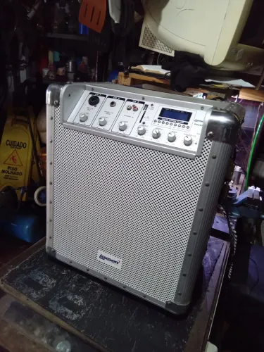 Caixa amplificada 30w