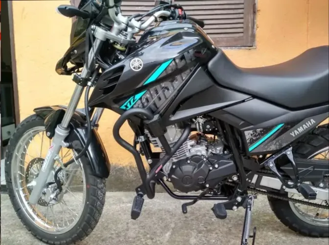 Protetores de carenagem mais 4 canhões de led crosser