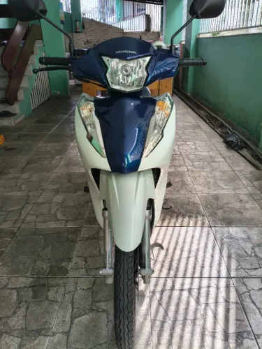 Honda Biz 125 QUASE ZERO 2024