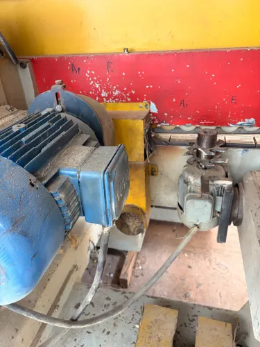 Esquadrejadeira Dupla Automática Teclyne