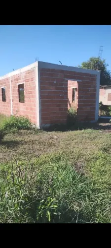 Terreno 15x35 (525m²) com Casa em Ponto de Laje - Nova Iguaçu