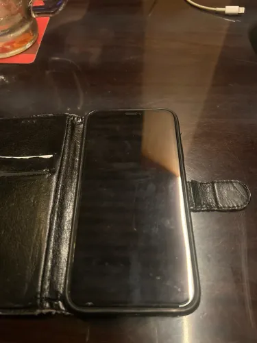 iPhone XR 128gb 73% de bateria