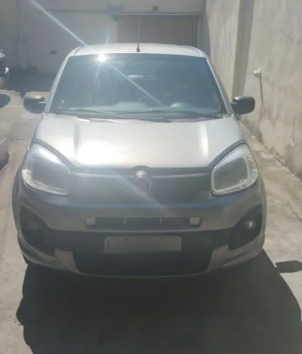 Fiat Uno Attractive 1.0 Flex 6V 5P 2017