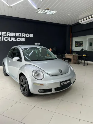Volkswagen New Beetle 2.0 MI Mec./aut. 2009