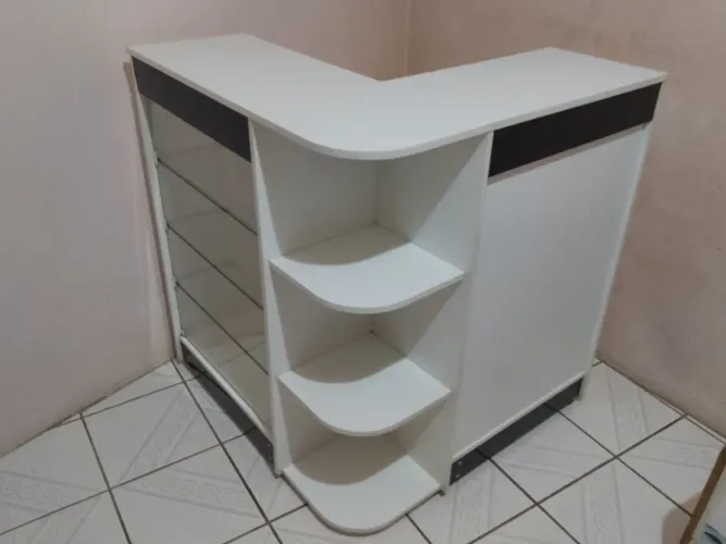 Balcão para loja em L 
