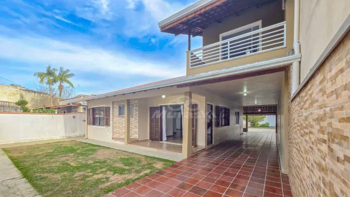 Casa com 5 dormitórios para alugar, 172 m² por R$ 4.273,00/mês - Cohapar - Guaratuba/PR