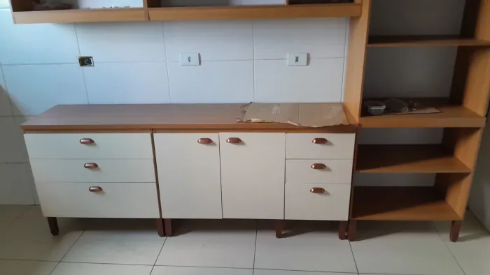 Montador de móveis tipo sofá cômoda 