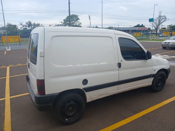 Peugeot Partner Furgão 1.6 16v/ 1.6 16V Flex 3P 2009