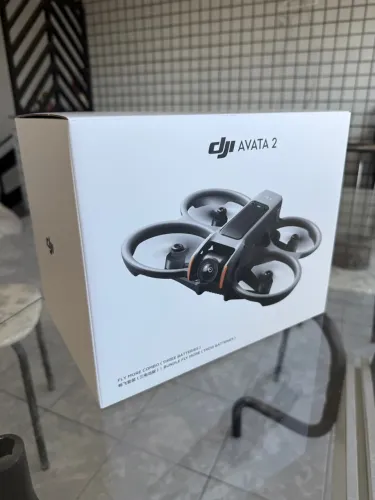 Drone DJI Avata 2 Fly More Combo