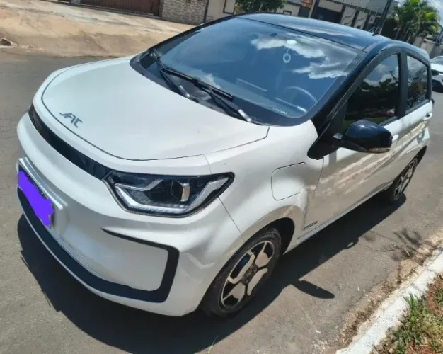 JAC E-JS1 62cv 5P Aut. (elétrico) 2026