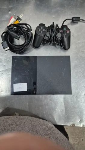 PlayStation 2 com assessórios