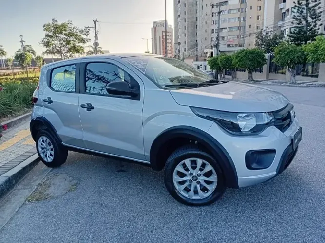 Fiat Mobi Like 1.0 Fire Flex 5P. 2022
