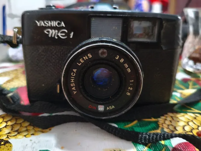 YASHICA me1